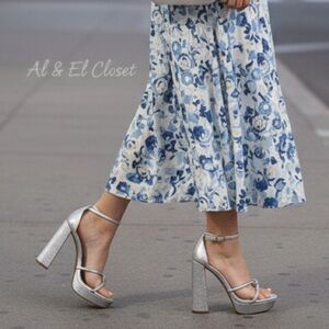 Pelle Moda Metallic Silver Platform Block Heel Suede Women’s Sandals – Size 9.5